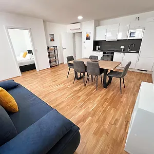 Gg13 Vienna, Air-conditioned, Next To Metro, Close To Sights Vienna